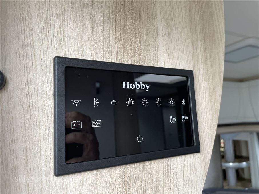 Hobby De Luxe 460 SFf DK-Line